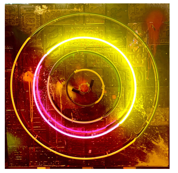 Bullseye [neon], 2021 by Risk